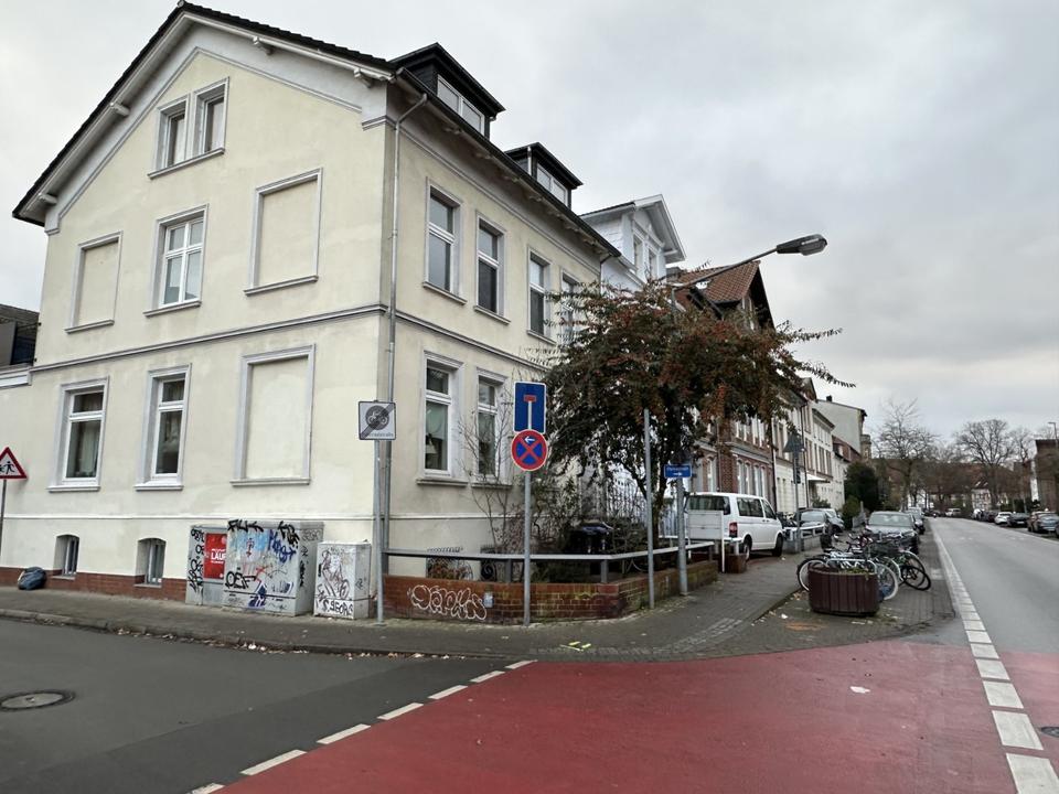 Thumbnail--Anfrage Stopp- Gemütliche 2,5 - 3 Zimmer Wohnung Innenstadt,