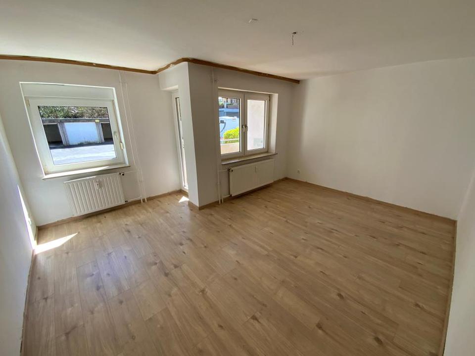 Thumbnail-bezugsfertig: 2-Zimmer-Wohnung in Plettenberg mit Balkon und Boden