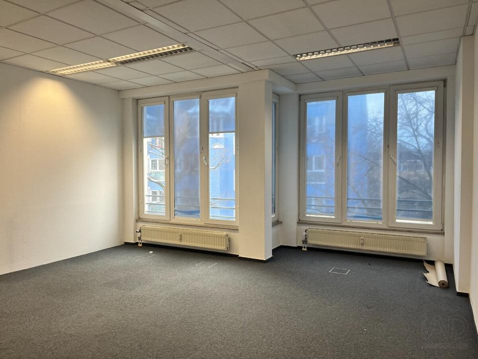 Thumbnail-Repräsentativer Gewerberaum in Reinickendorf – gepflegt, modern, hell und bestens angebunden