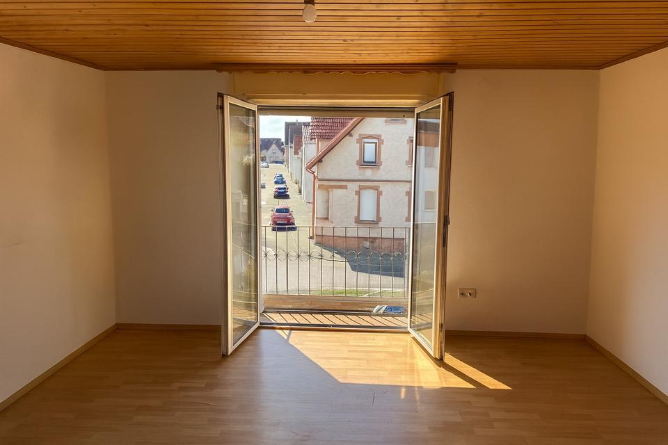 Thumbnail-Geräumige Zwei-Zimmer Wohnung Griesheim