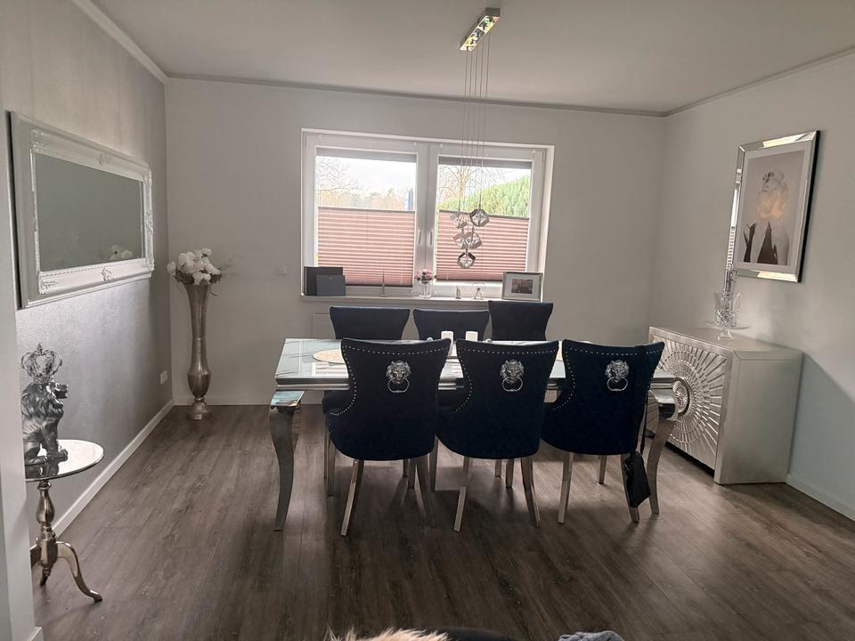 Thumbnail-Haus mit Gewerbe Einheit zu verkaufen