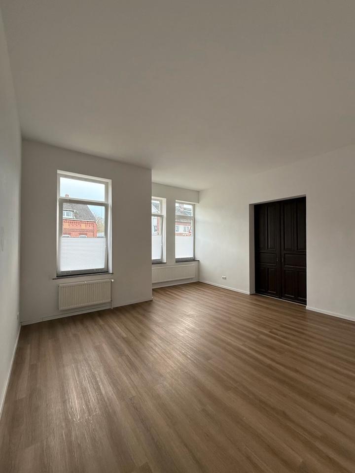 Thumbnail-Kernsanierte 3 Zimmer Wohnung in Loxstedt mit Top Anbindung