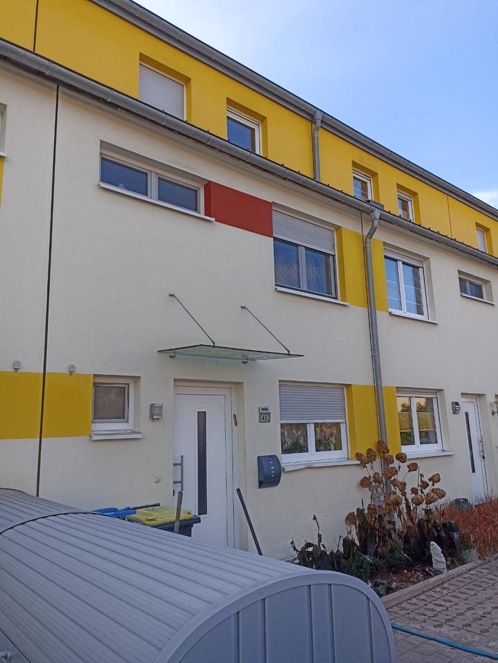Thumbnail-Modernes RMH mit Dachterrasse + Stellplatz in Nbg.- Herpersdorf