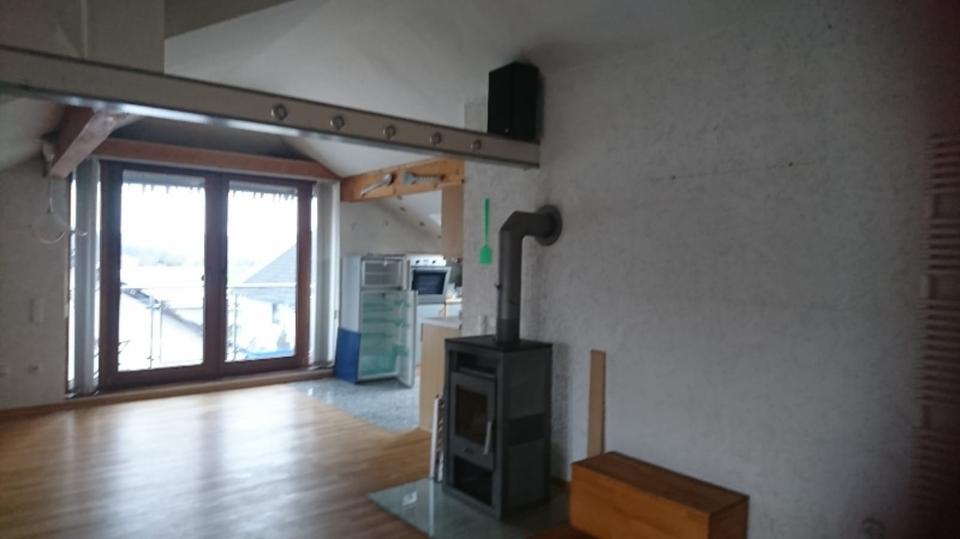 Thumbnail-Dachgeschosswohnung 3,5 Zimmer ab 01.12.2025 zu vermieten