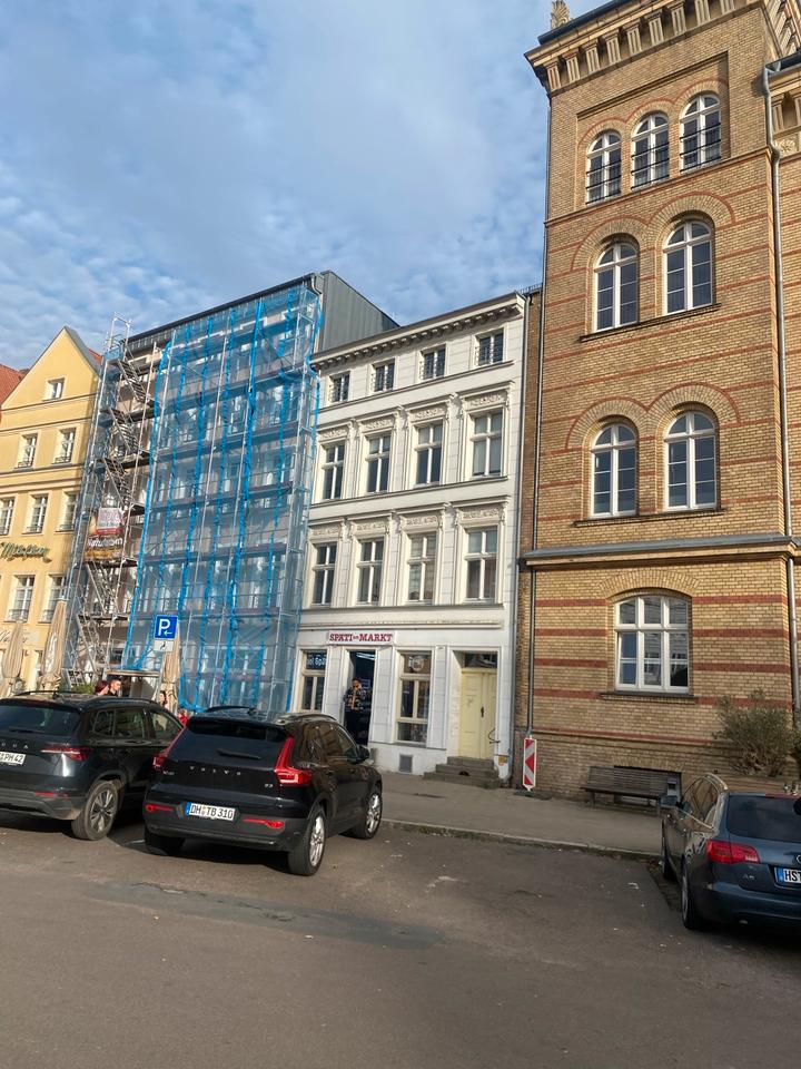 Thumbnail-Wohn-und Geschäftshaus zu verkaufen.