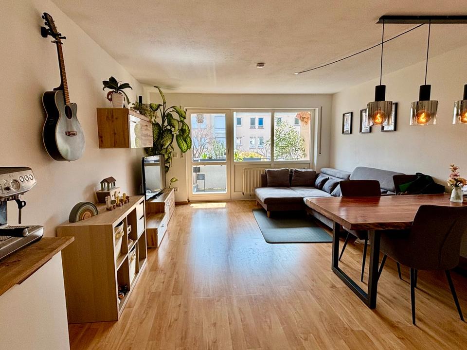 Thumbnail-Helle 3-Zimmer-Wohnung mit großem Balkon - ohne Käuferprovision!!