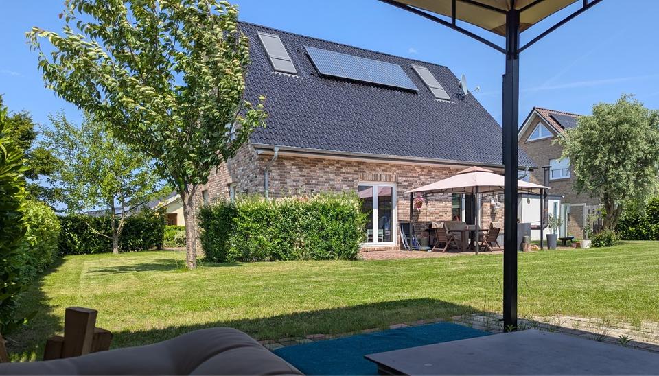 Thumbnail-Von Privat: Großzügiges Einfamilienhaus mit Keller in Harsefeld