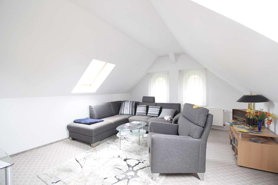 Thumbnail-Stilvolle 2-Zimmer-Maisonettewohnung in einer Stadtvilla mit Einbauküche in Blankenburg zu vermieten