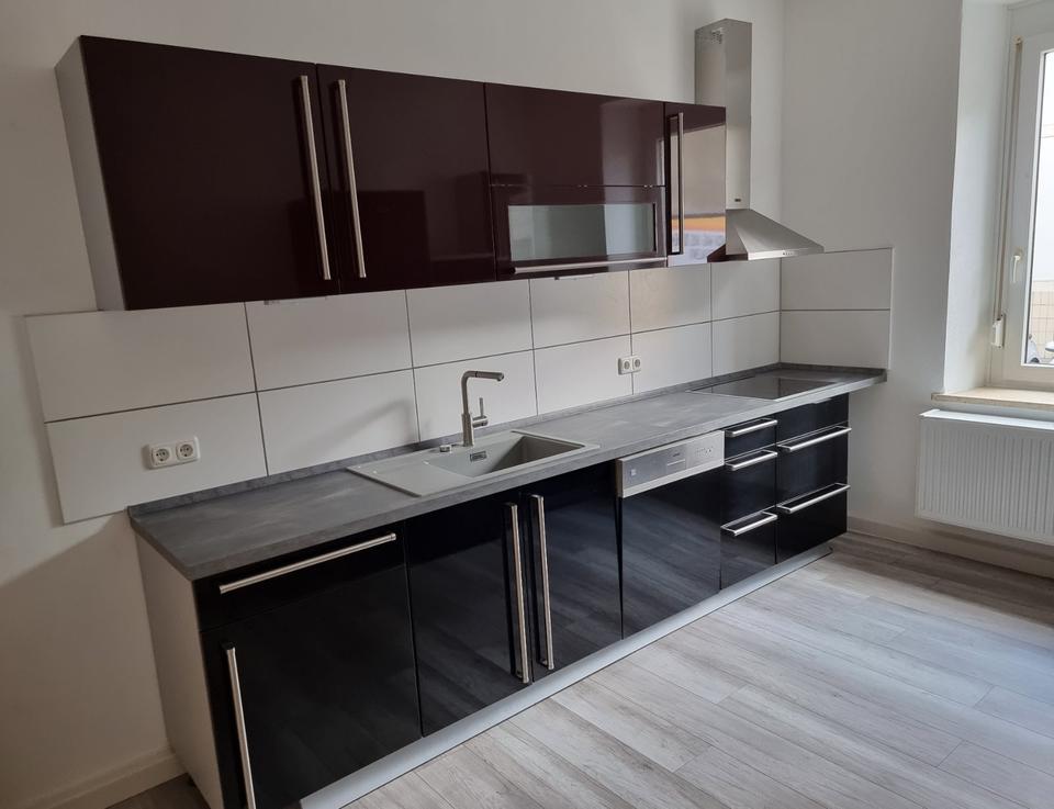 Thumbnail-Zwei – Zimmer Wohnung mit großzügiger Einbauküche zu vermieten