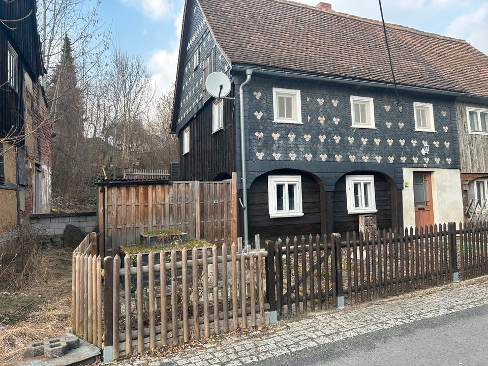 Thumbnail-Schönes Häuschen in Berthelsorf bei Herrnhut, genau lesen