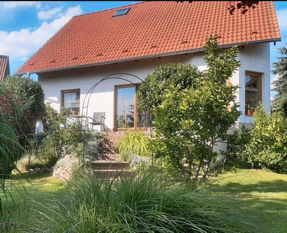 Thumbnail-Gepflegtes Einfamilienhaus mit schönem Garten im Grünen