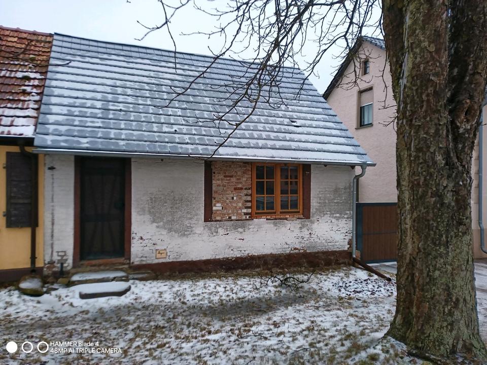 Thumbnail-kleines Haus