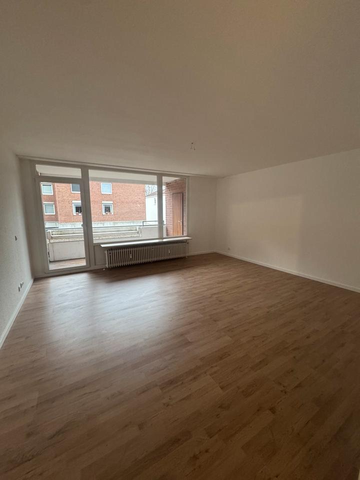 Thumbnail-Schöne frisch renovierte 2-Zimmer-Wohnung in Altstadtnähe