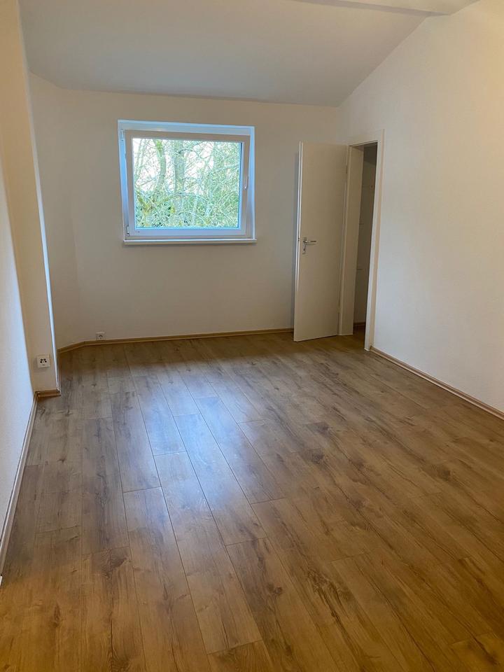 Thumbnail-1 Raum Wohnung, DB, 30 qm, Gartennutzung, Ölberg. Ekkehardstr