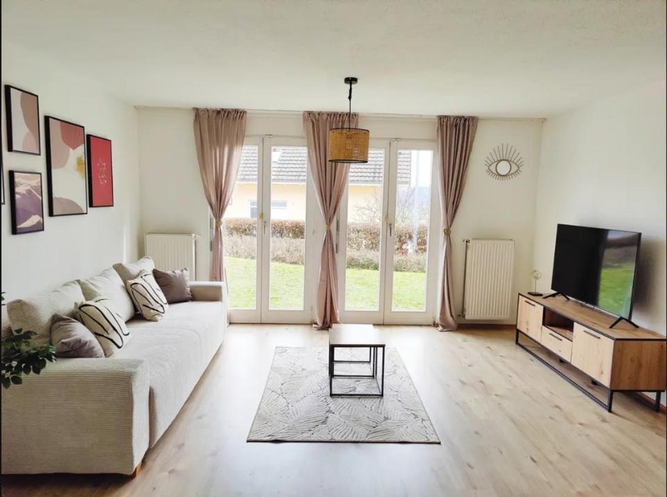 Thumbnail-Attraktive, voll möblierte 2.5-Zimmer-Wohnung – ideal für Pendler