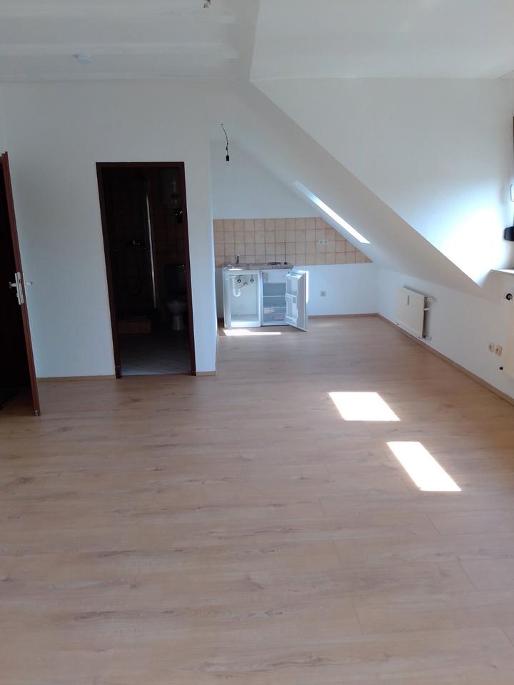 Thumbnail-1 Zi DG Wohnung