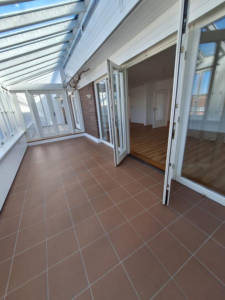 Thumbnail-Sonnige Wohnung mit Wintergarten im Centrum Cuxhavens