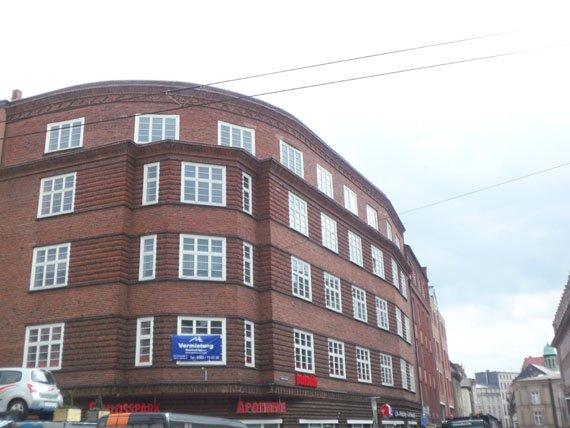 Thumbnail-Großzügige 2-Zimmer-DG-Wohnung mit Personenaufzug in der Altstadt zu mieten!