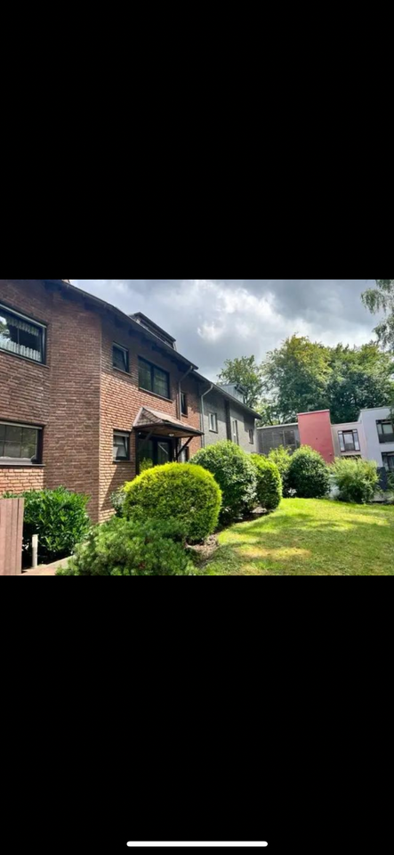 Thumbnail-Schöne 3,5-Zimmer Wohnung mit 112,8 m² im ruhigen 3-Familienhaus