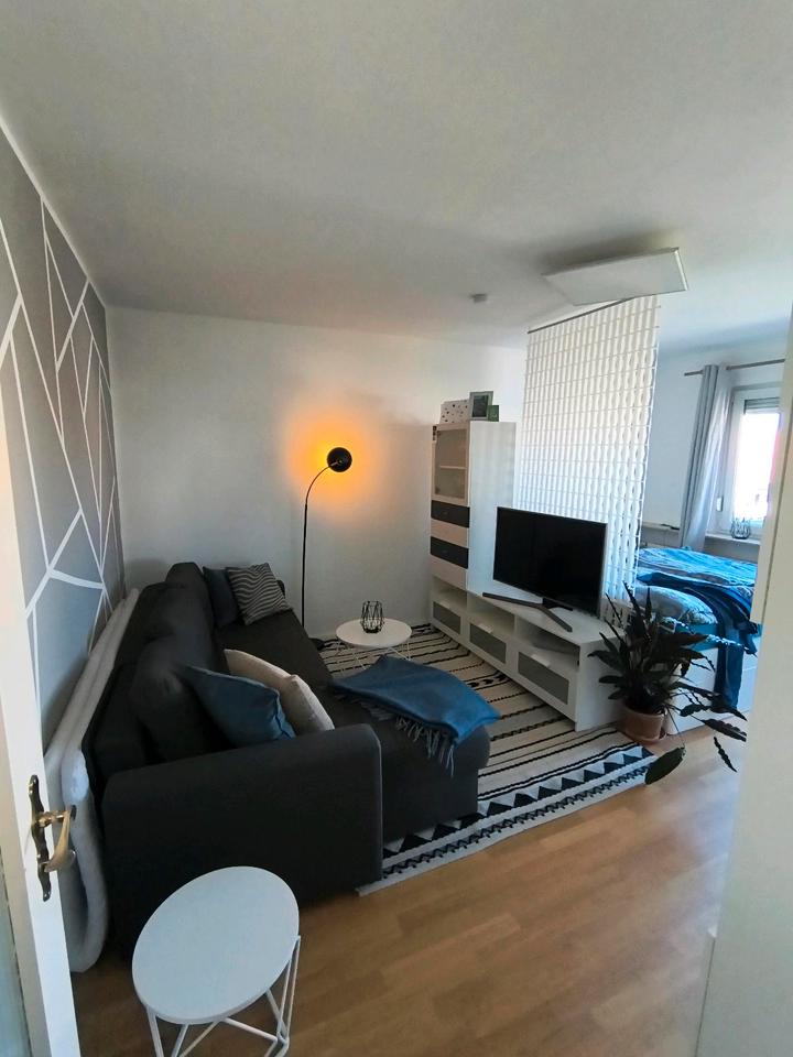 Thumbnail-Möblierte Wohnung mit separatem Büro und Stellplatz zu vermieten