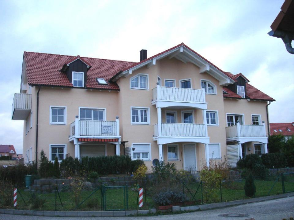 Thumbnail-Schöne helle 3-Zimmer DG-Wohnung mit Süd-West-Balkon in Ermlitz