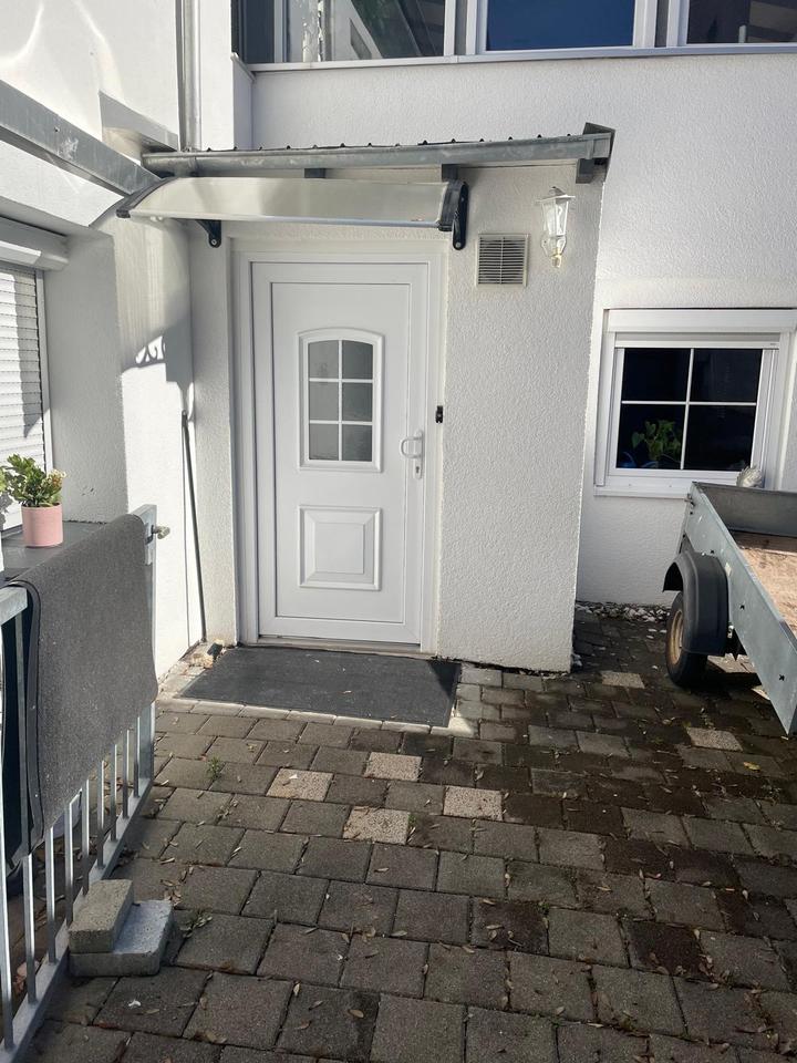 Thumbnail-3-Zimmer-Wohnung zu vermieten – teilmöbliert, mit Terrasse