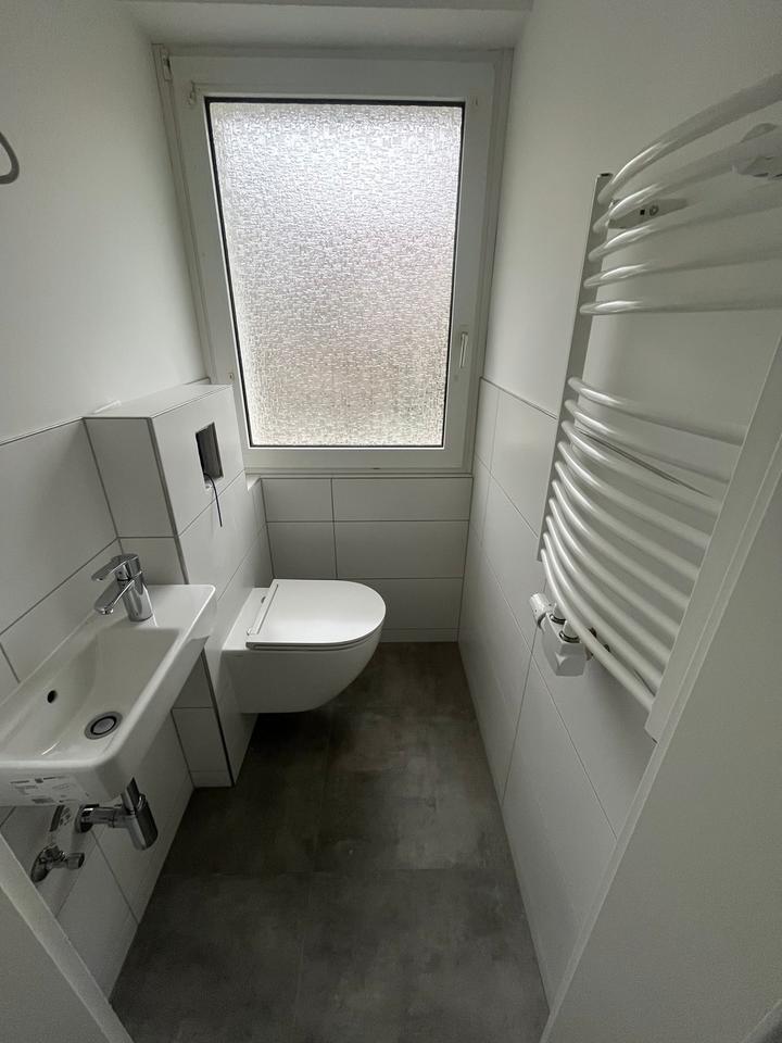 Thumbnail-FRISCH RENOVIERT! 4 Zimmer Wohnung mit Terasse