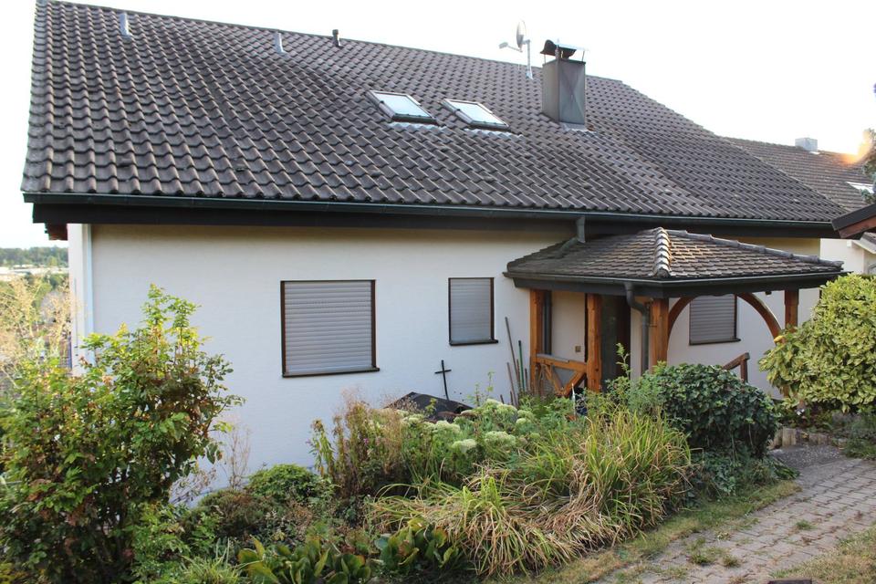Thumbnail-Einfamilienhaus mit Einliegerwohnung in ruhiger Lage – Wimsheim