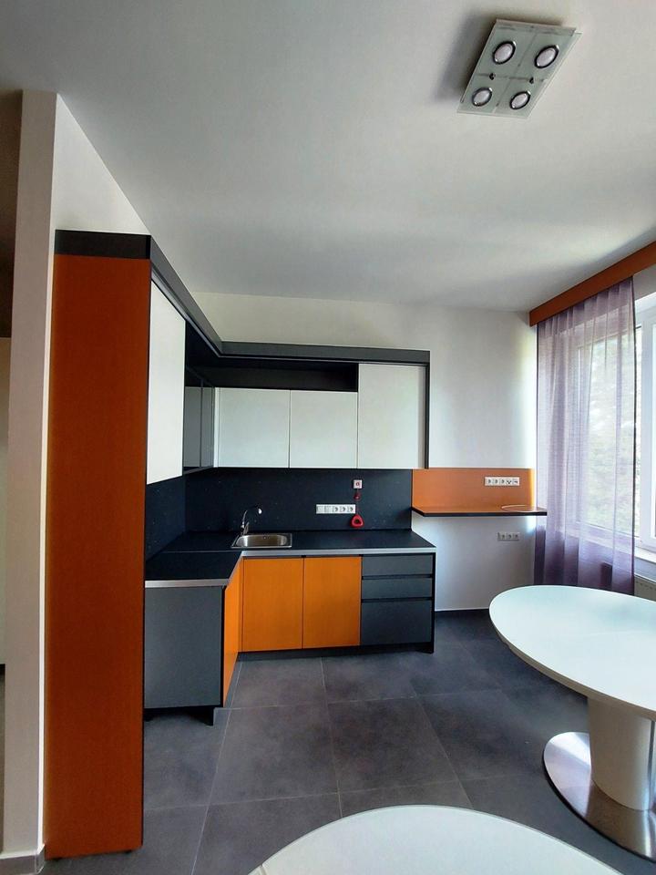 Thumbnail-Zweizimmer wohnung mit großer wohnküche und einen schlafzimmer