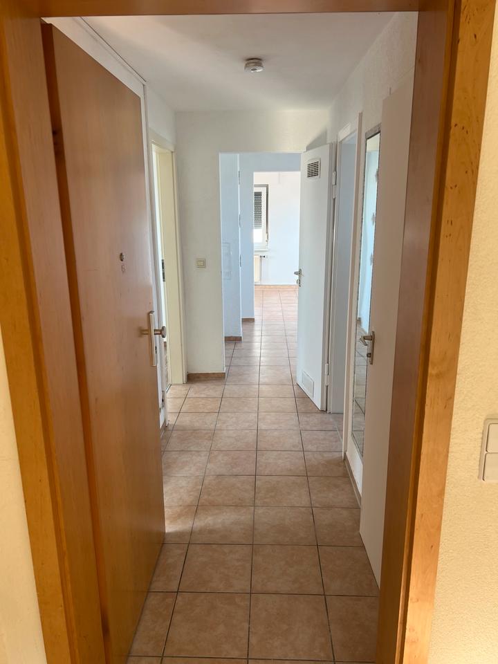 Thumbnail-3 Zimmerwohnung in Dachgeschoss