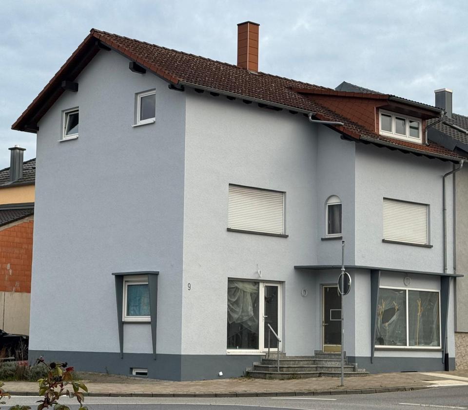 Thumbnail-**Charmante Dachgeschosswohnung mit sichtbaren Holzbalken**