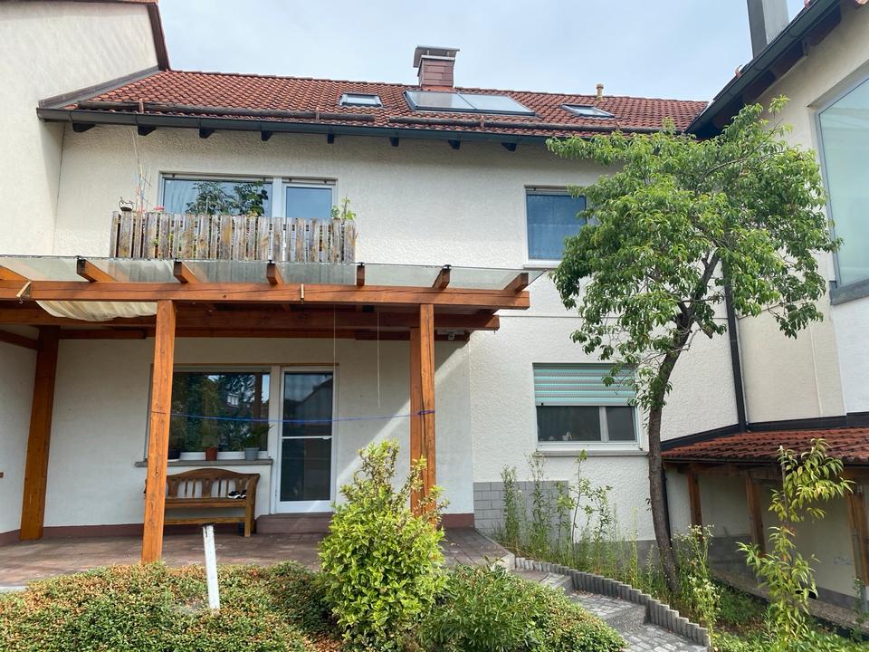 Thumbnail-Mehrfamilienhaus (Mittelhaus) mit 3 WE in Wendelstein OT GSL