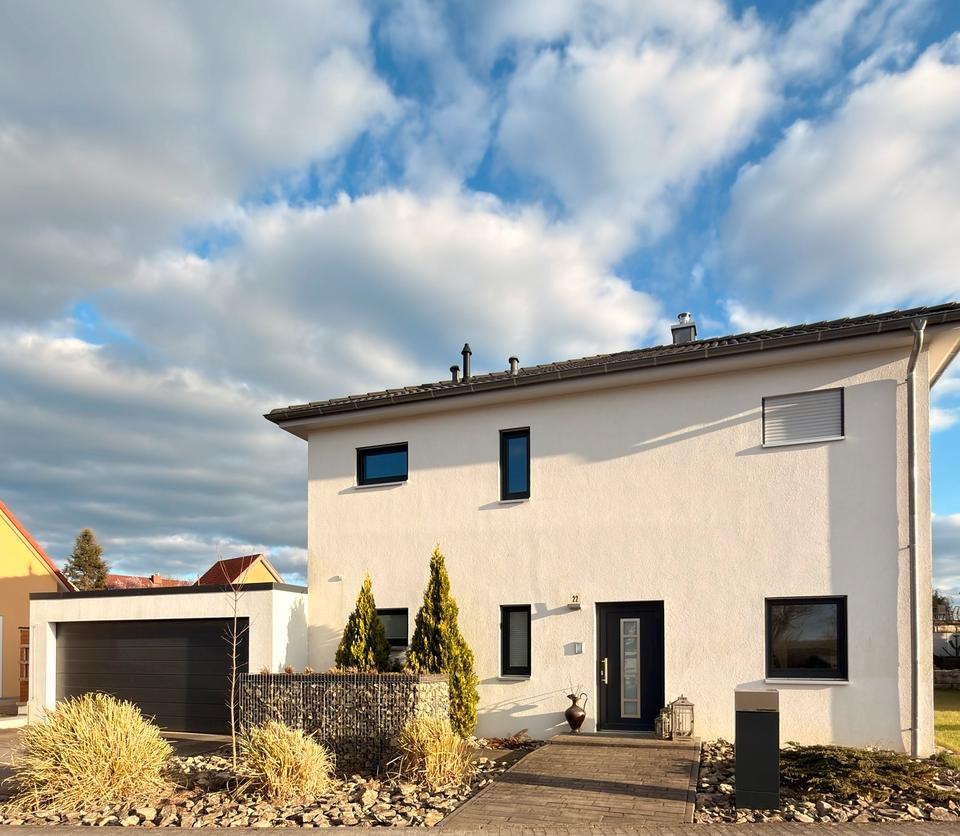 Thumbnail-Einfamilienhaus mit Garage Gartenhaus Outdoorküche