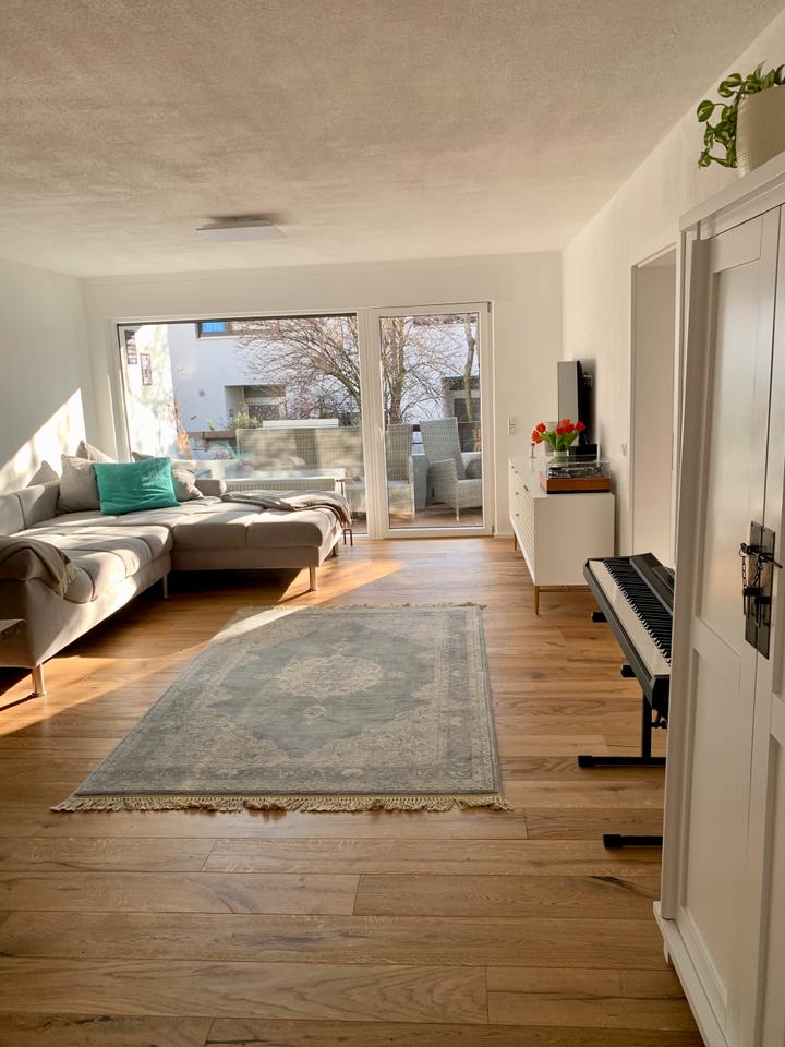 Thumbnail-Moderne 4-Zimmer Wohnung mit Stellplatz und Garage in Ditzingen