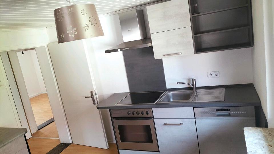 Thumbnail-5 Zimmer Wohnung Obergeschoss 2 Bäder Küche WG geeignet