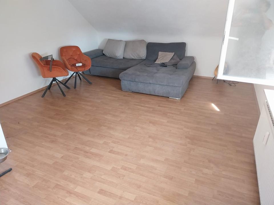 Thumbnail-2,5 Dachgeschoss Wohnung - MA-Seckenheim