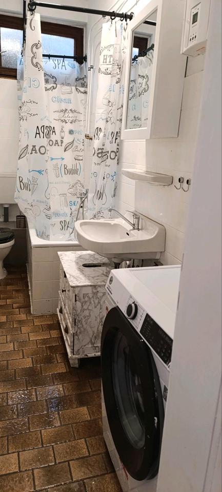 Thumbnail-Möbliertes WG Zimmer