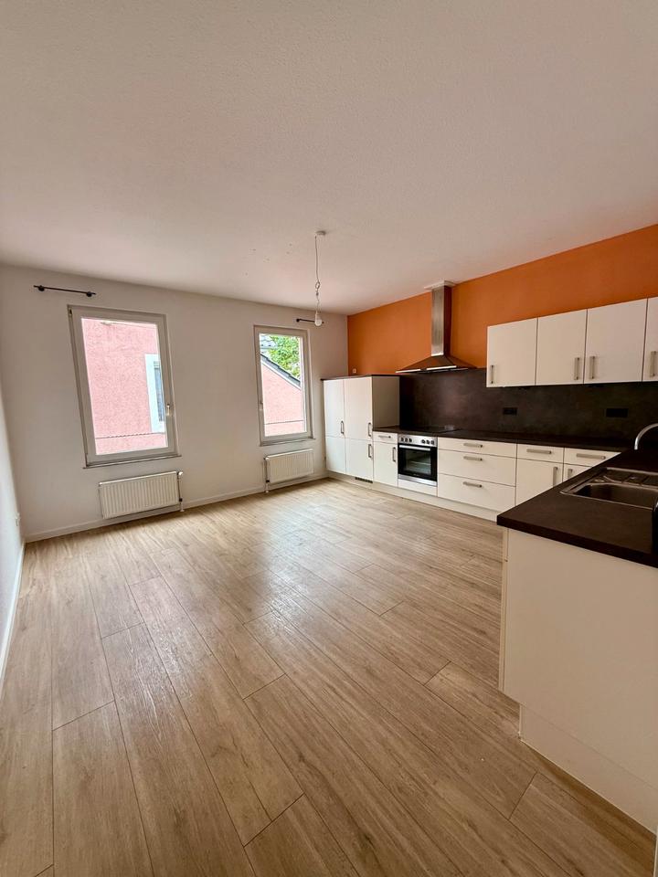 Thumbnail-Helle DG-Wohnung mit Balkon & Stellplatz in Top-Lage Bessungen