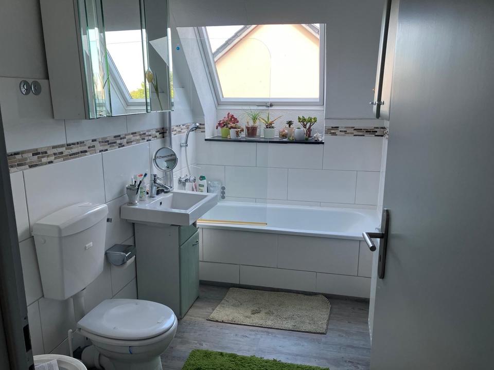 Thumbnail-3 ZKB im gepflegten 3FH im Bockfeld, citynah und ruhig teilmöbl.