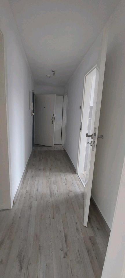 Thumbnail-renoviertes 3 zimmer Wohnung (Dachgeschoss)