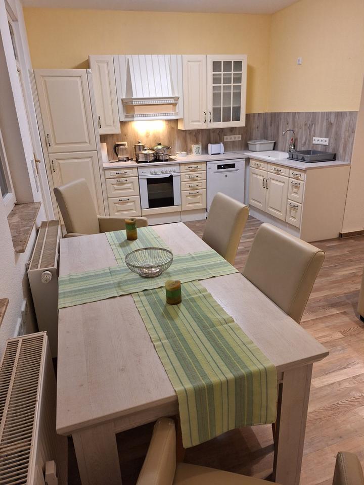 Thumbnail-Wohnung 4-Zimmer 84 qm voll möbliert 06556 Artern (Stadtzentrum)