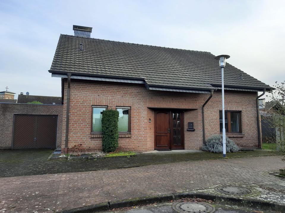 Thumbnail-Tolles Einfamilienhaus in ruhiger, zentraler Lage von Nettetal