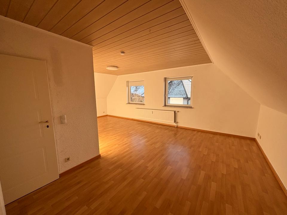 Thumbnail-3-Zimmer-Wohnung (79 m²) im OG eines Einfamilienhauses