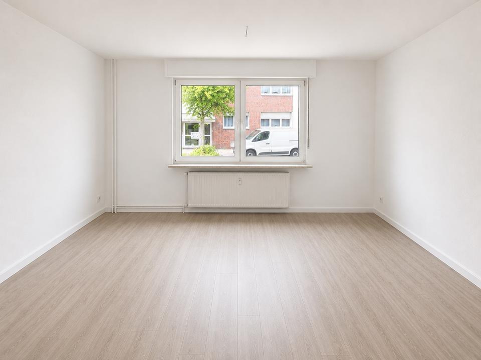 Thumbnail-Kernsanierte 2-Zimmer Wohnung mit Balkon Erstbezug kernsaniert