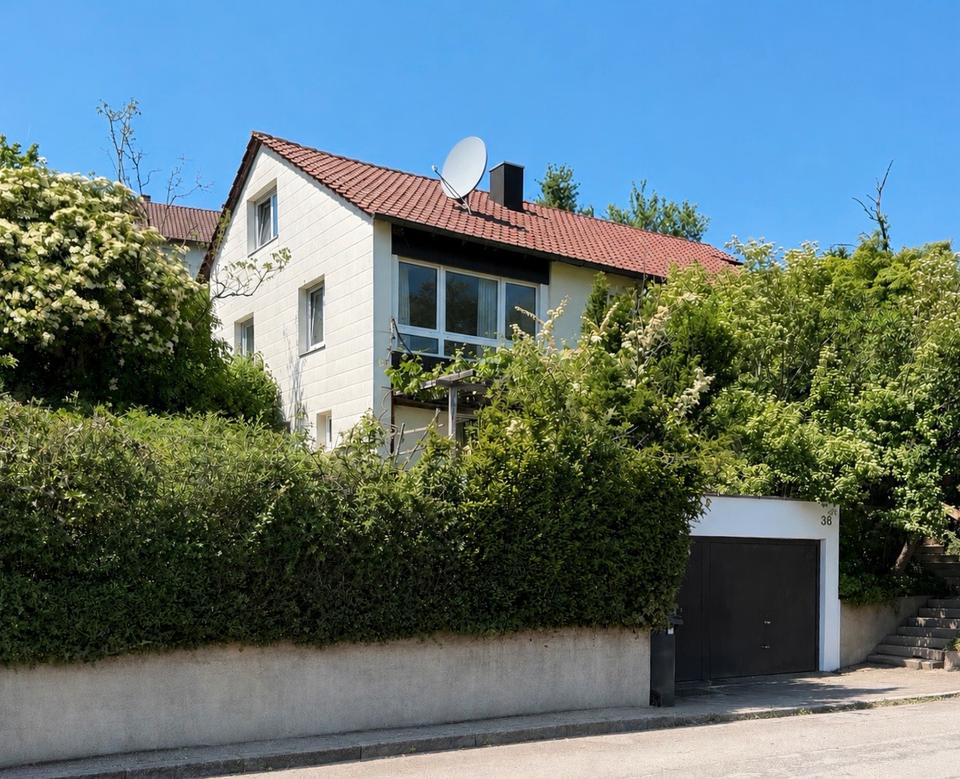 Thumbnail-Freistehendes Wohnhaus mit ELW, Südhang- & Aussichtslage ☀️