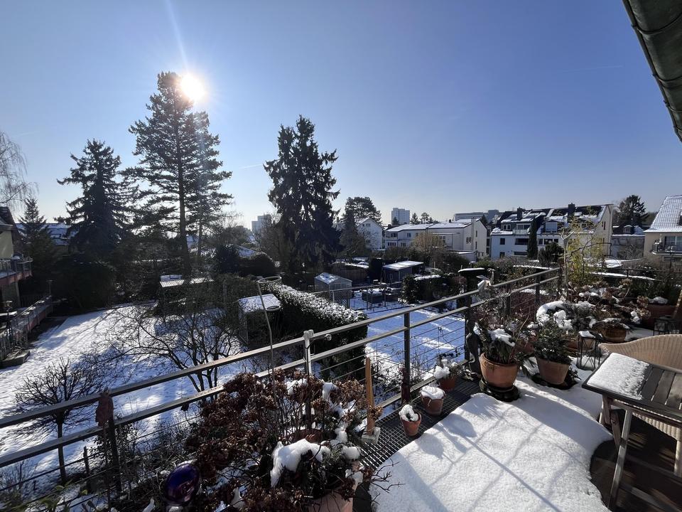 Thumbnail-Große 5,5-Zi-Maisonette mit großer Südterrasse – ruhige Lage am Huthpark nahe Bornheim