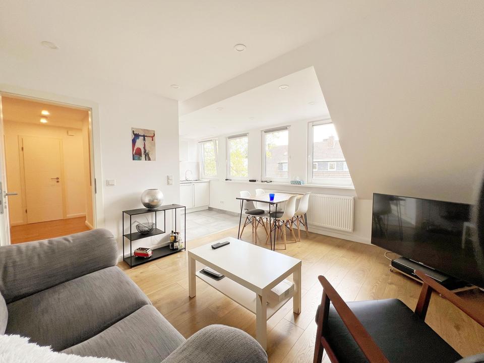 Thumbnail-Exklusive 3-Zimmer-DG-Wohnung mit Einbauküche in Bonn-Dottendorf