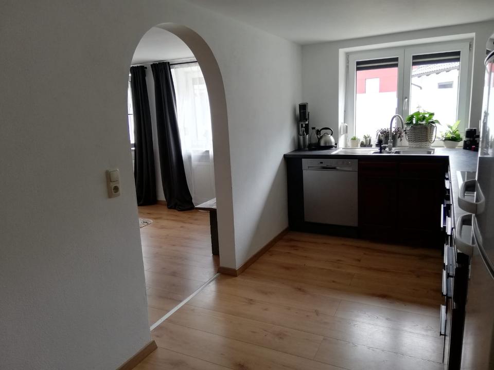 Thumbnail-2,5-Zimmer-Wohnung EG mit Garten & Garage