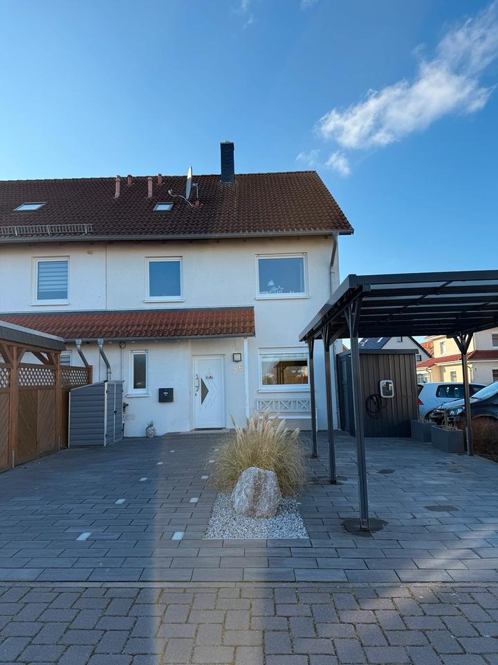 Thumbnail-Gepflegtes Reihenendhaus mit 169 m² + kleiner Garten + Carport