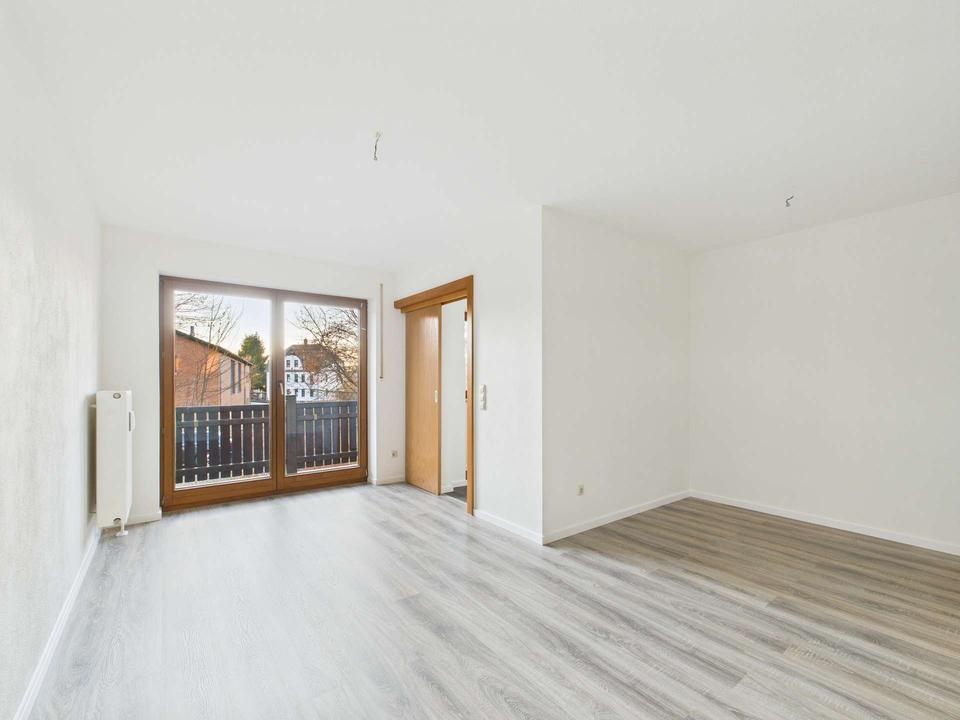 Thumbnail-Helle 2-Zimmer-Wohnung mit Balkon in Lengenfeld– sofort bezugsfertig!